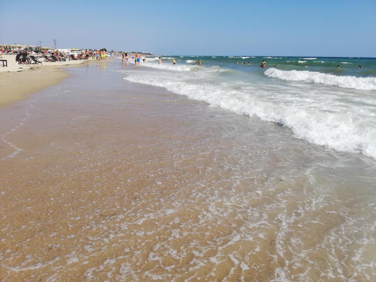 Nea Kallikrateia Crystal Blue Apartments מראה חיצוני תמונה
